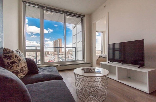 Luxury 2 bedroom condo Sleep 6