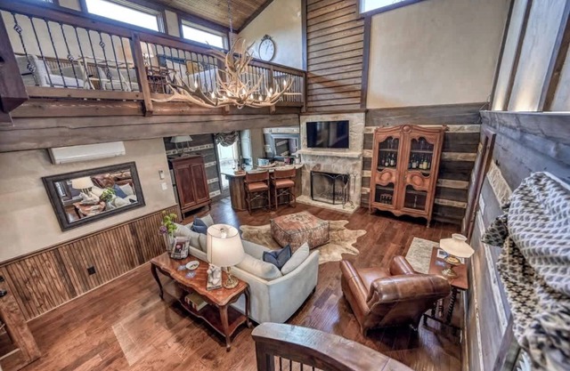 Luxury 23-ac Ranch Casita w/Hot tub!