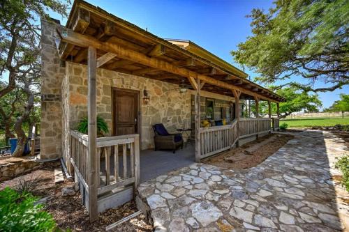 Luxury 23-ac Ranch Casita w/Hot tub!