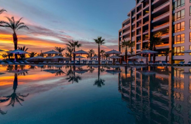 Luxury 3-Bedroom Suite with Ocean Front Views in Sunny Los Cabos