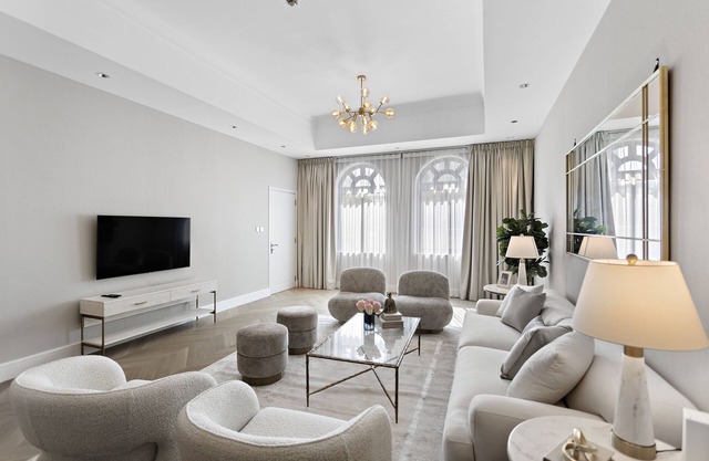 Luxury 4BR Townhouse Golden Mile