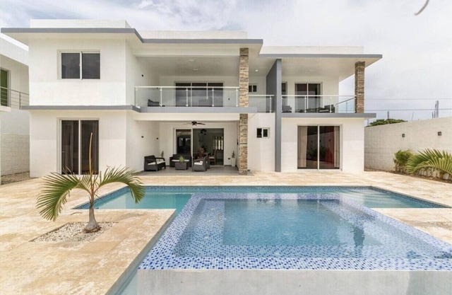 luxury and modern 10Br villa in SOSUA with basketball court
