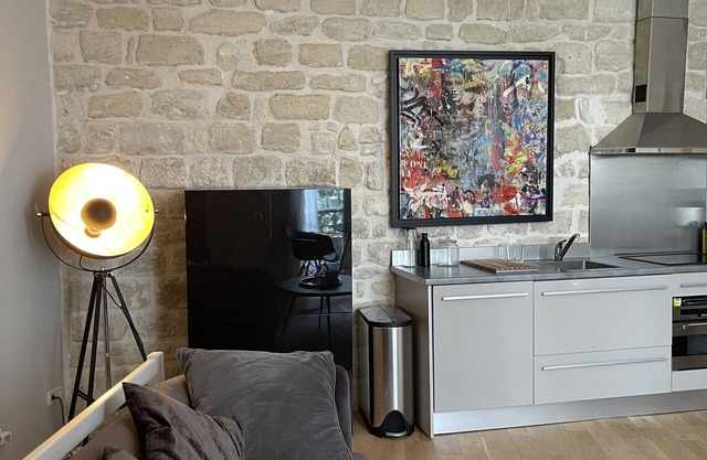 Luxury apartment 150 m place Victor Hugo Paris 16 quiet