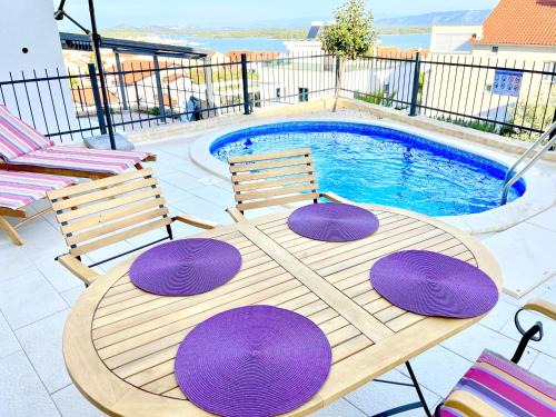 Luxury Apartment Ansi
