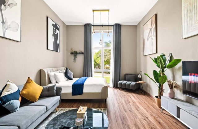 Luxury apartment at Discovery