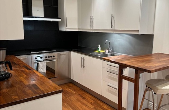 Luxury Apartment in City Hotspot