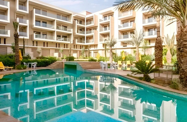 Luxury Apartment in Marrakech – Pool, High WiFi & Great Location!