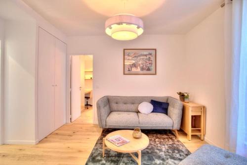 Luxury apartment Parc Monceau