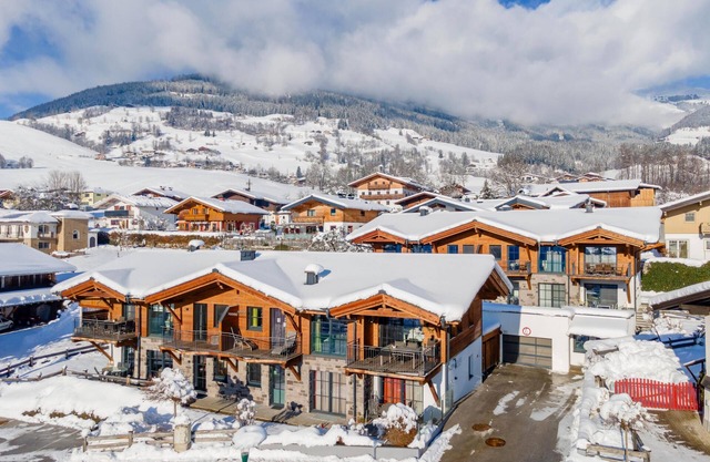 Luxury apartment with terrace near Kaprun