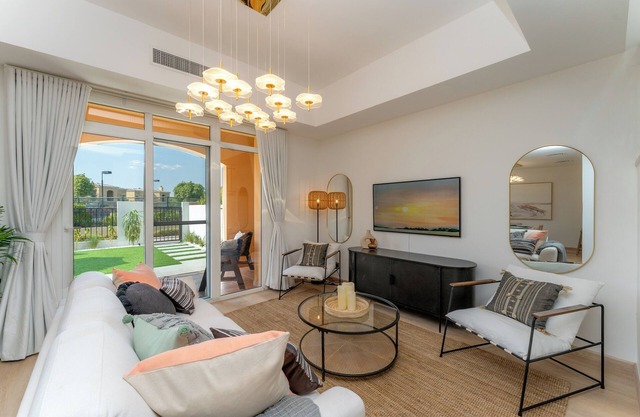 Luxury Arabian Ranches Villa on Pool and Park.
