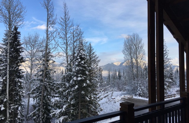 Luxury Aspen Unit 2 BR, Lots of privacy, Breathtaking Mountain views