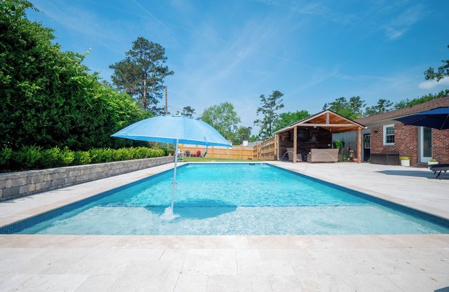 Luxury At Meadowbrook, Pool Home, Fire Pit, Fort 2510sqft