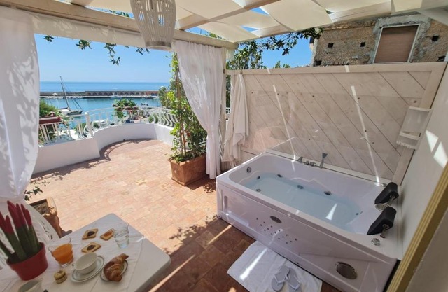 luxury B&B SUITE JACUZZI VILLA FILOMENA