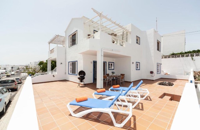 Luxury Beach Fayna