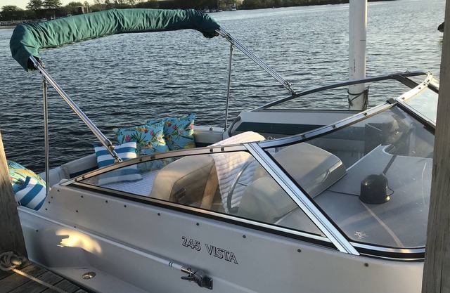 Luxury Boat Rental