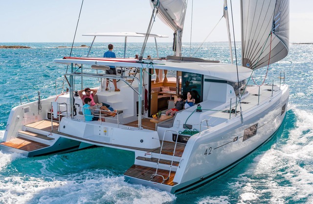 Luxury Catamaran Lagoon 42, islands from Dubrovnik to Split, AC & Generator