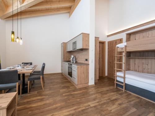 Luxury Chalet in Saalbach-Hinterglemm with Sauna