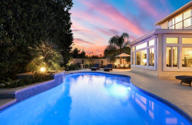 Luxury Coastal Residence, Private and Central