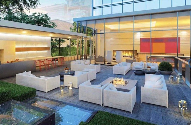 Luxury Condo Yorkville Pool gym