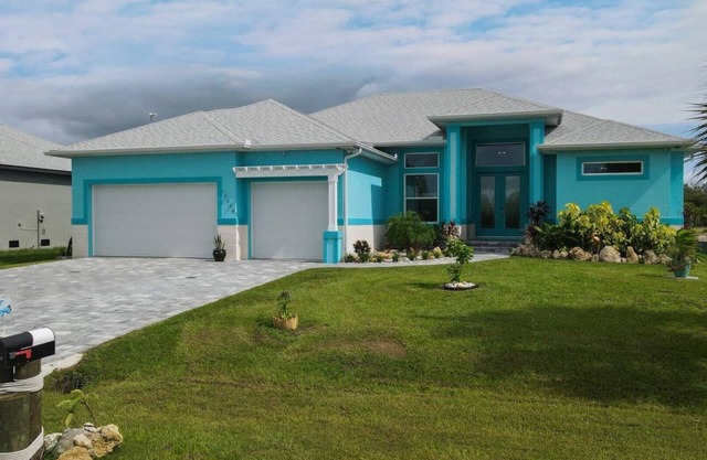 Luxury Contemporary Style House on Charlotte Harbor Area, Charlotte County House 5841