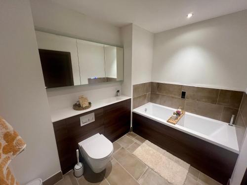 Luxury Double Bed En-Suite in London