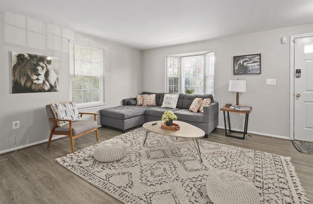 Luxury End Unit Townhome Just 40 Minutes from DC, Pet-Friendly, Privacy Fenced