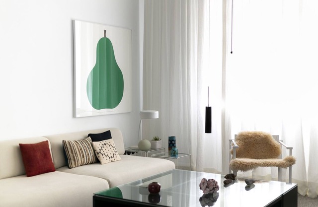 Luxury modernist design townhouse with garden