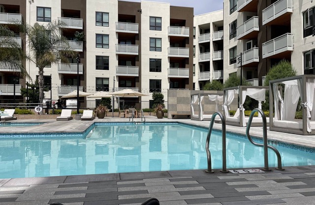 Luxury Furnished Apartment West San Jose with Many Amenities
