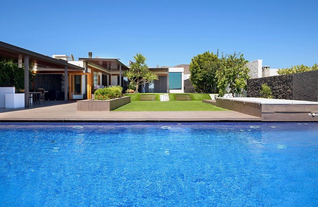 Luxury & Harmony House