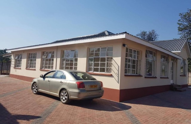 Luxury Holiday Home in Harare 10mins from airport
