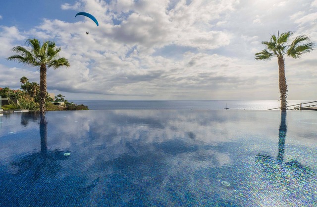 Luxury Holiday - Madeira Oceanview Paradise