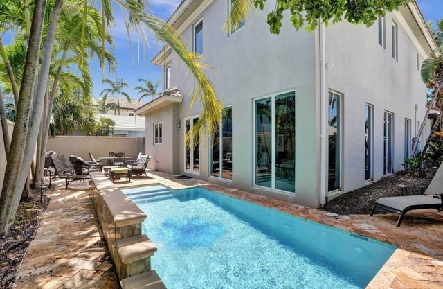 Luxury Home by Beach