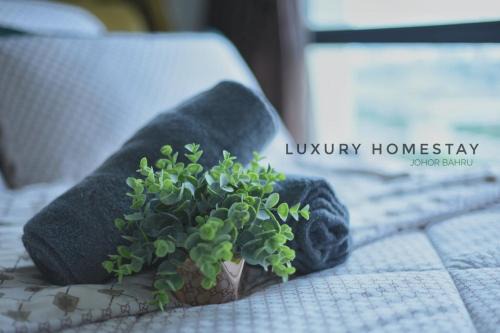 Luxury Homestay w/Panoramic City View @ JB