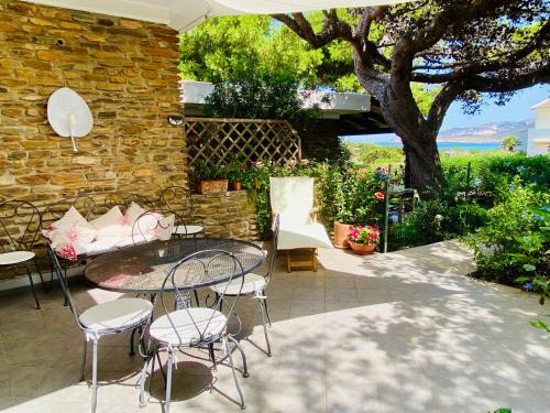 Luxury house with sea view