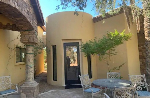 Luxury Hygge Studio Casita Gem on Orchard
