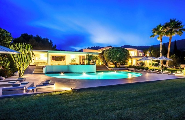 Luxury Ibiza Villa, 1008