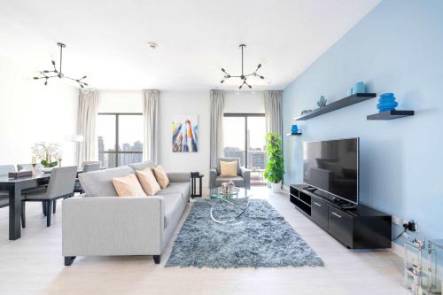 Luxury JBR 2BR Shams Full Marina View Free 5 Star Beach Resorts Access