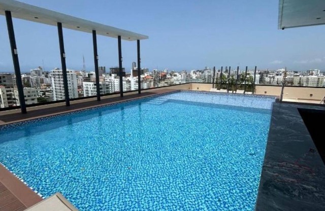 luxury king bed bedroom's with Pool, GYM, playground in heart of Santo Domingo