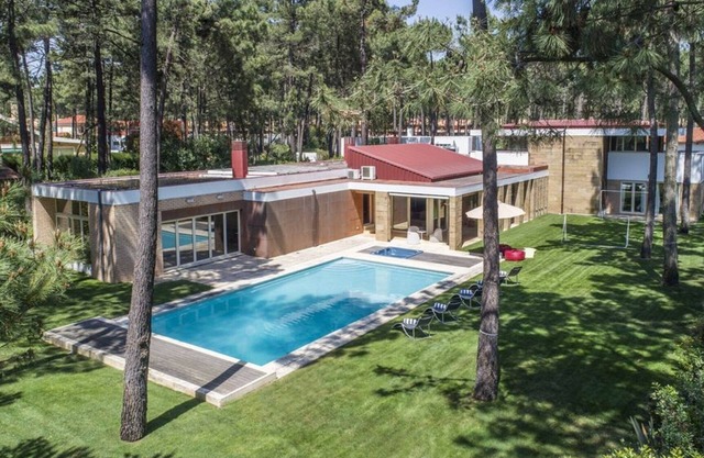 Luxury Lisbon Coast Villa | 4 Bedrooms | Villa Buganvilia II | Private Pool &.