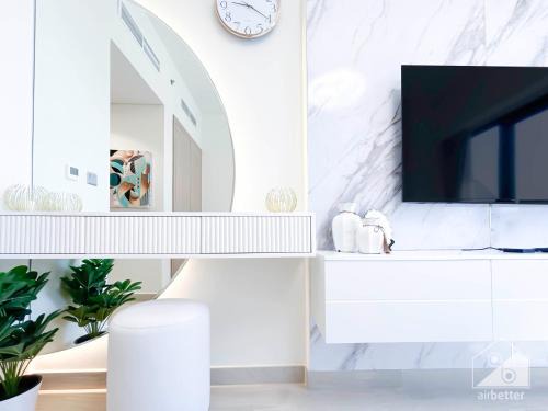 Luxury Living in Azizi Riviera l Cozy Balcony