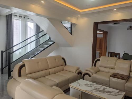 Luxury Mansion for Rent