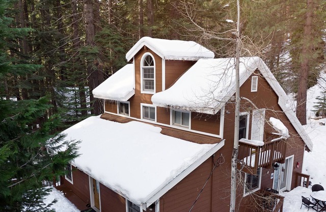 LUXURY NEAR TO RESORTS ALL HARDWOOD FLOORING HOUSE
