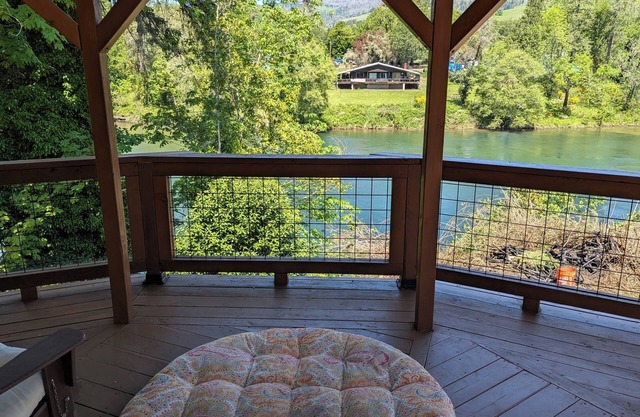 Luxury North Umpqua riverside yurt in Glide, Oregon
