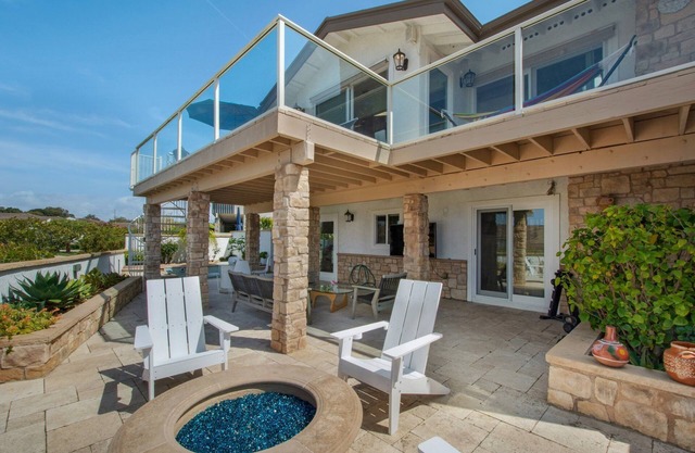 Luxury Ocean View Summer Retreat. Gated Community Multiple Pools & Tennis Courts