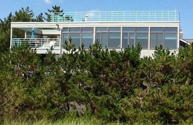 Luxury oceanfront home with hot tub and baby grand piano.