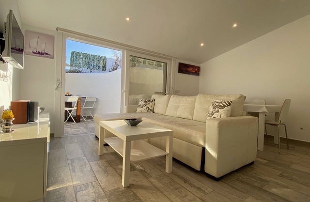 Luxury oceanfront villa in an idyllic location no1
