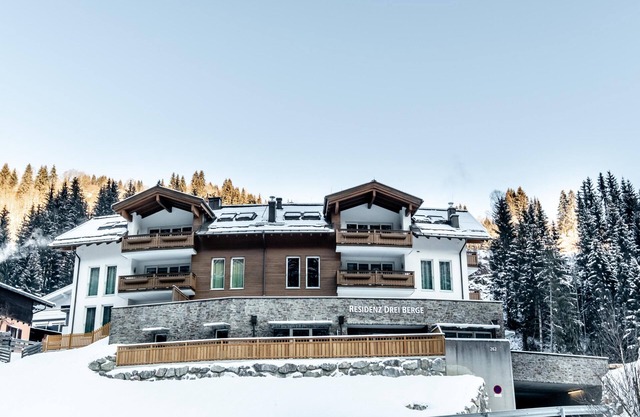 Luxury penthouse with terrace in prime location