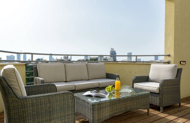 Luxury Penthouse downtown-Solarium+Parking-ROTHSCHILD/SHEINKIN