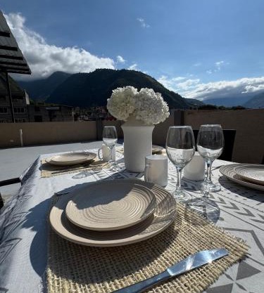 Luxury Penthouse with Jacuzzy 6 bedroom