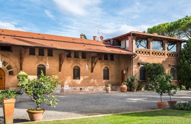 Luxury private villa in the hearth of Maremma